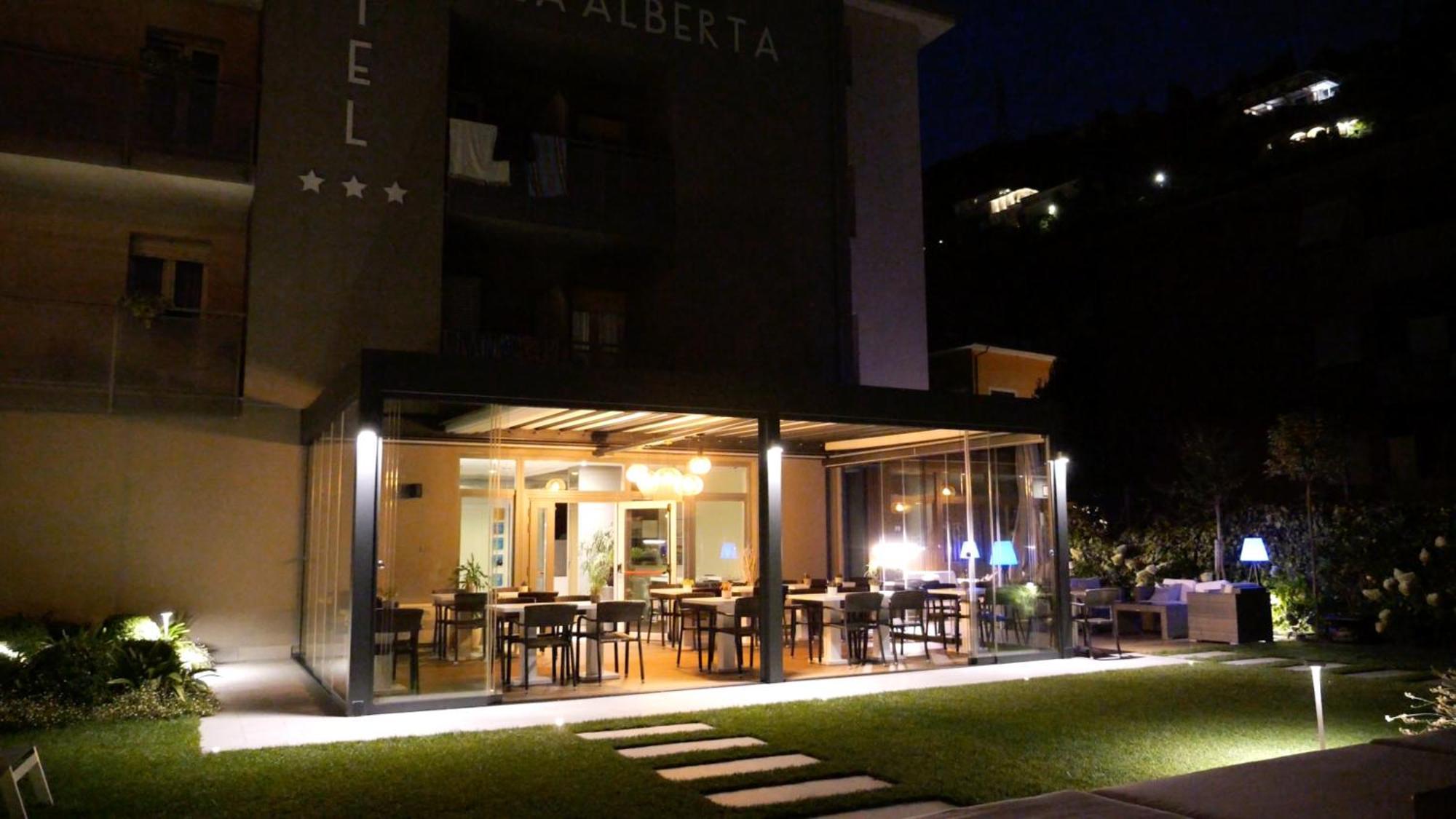 Hotel Villa Alberta Nago Exteriér fotografie